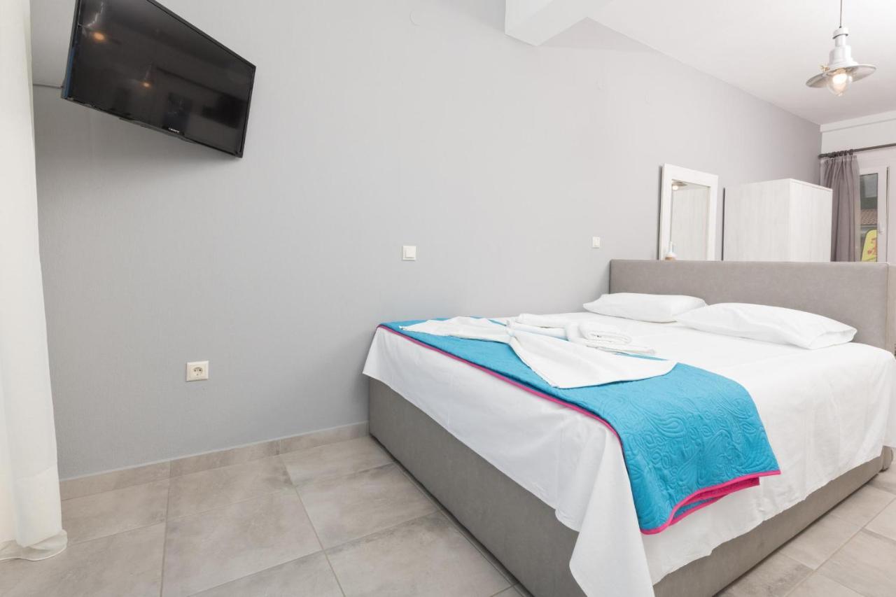 Artemis Beach Apartments Криси Амудия Екстериор снимка