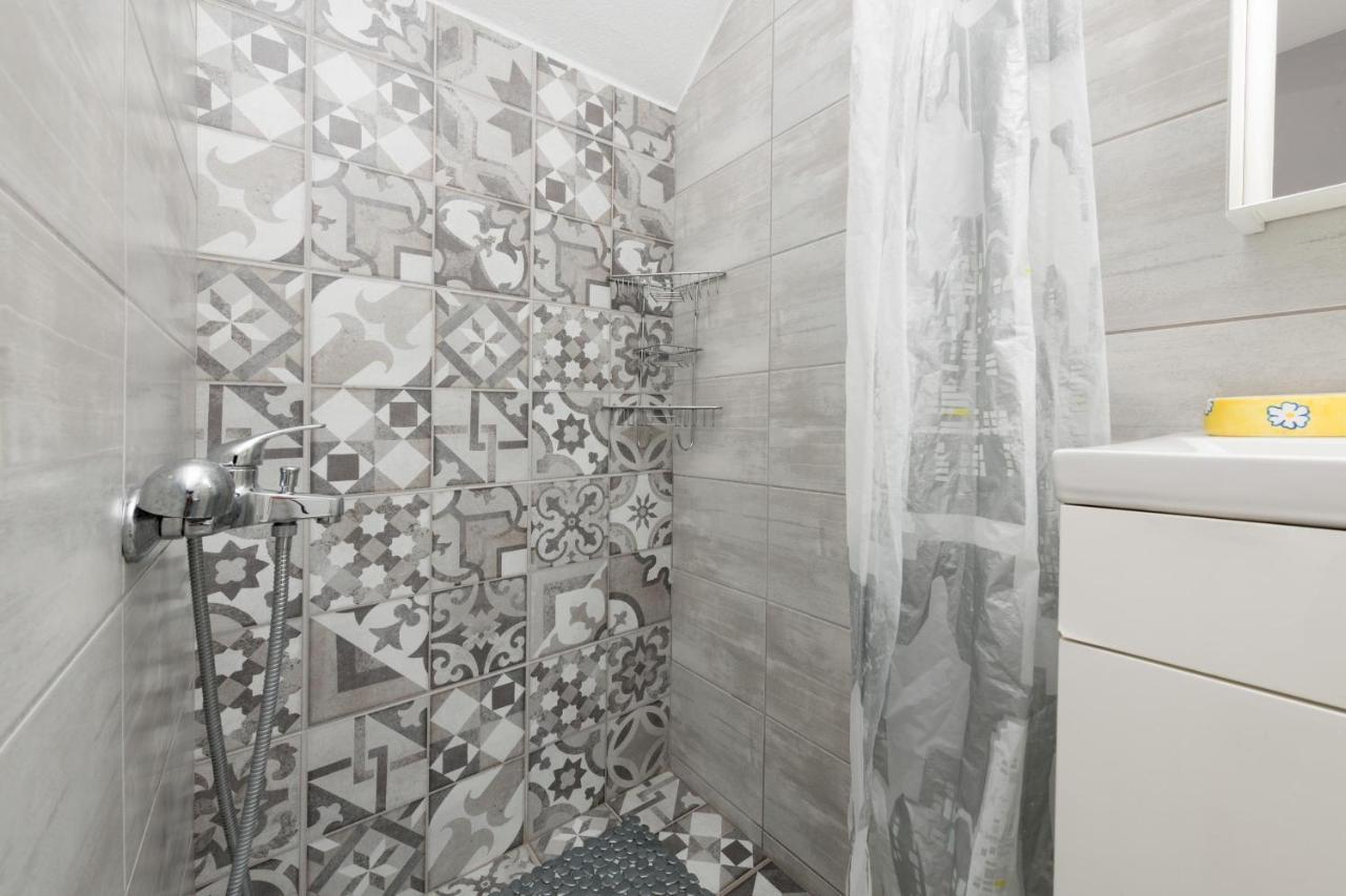 Artemis Beach Apartments Криси Амудия Екстериор снимка